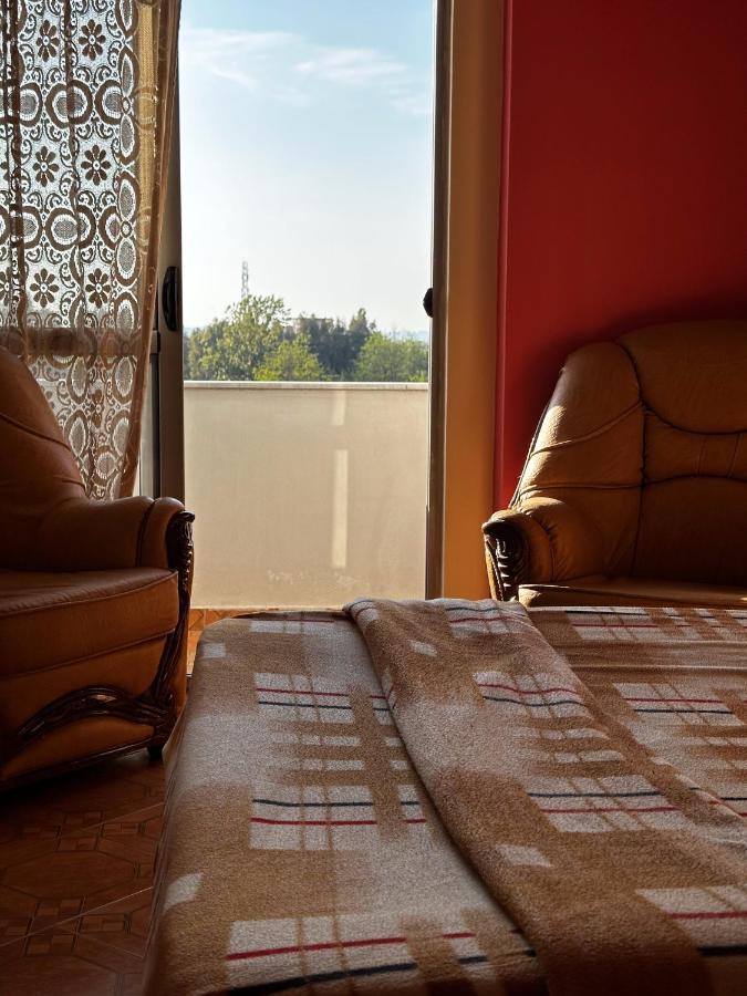 Sunny Riverside Tirana'S Oasis - Breakfast & Dinner Екстер'єр фото