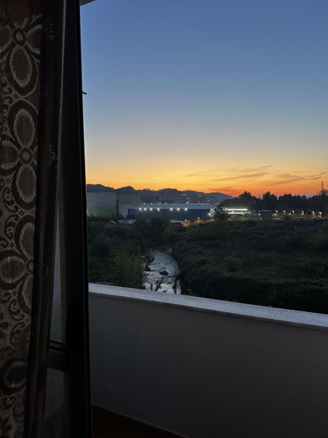 Sunny Riverside Tirana'S Oasis - Breakfast & Dinner Екстер'єр фото
