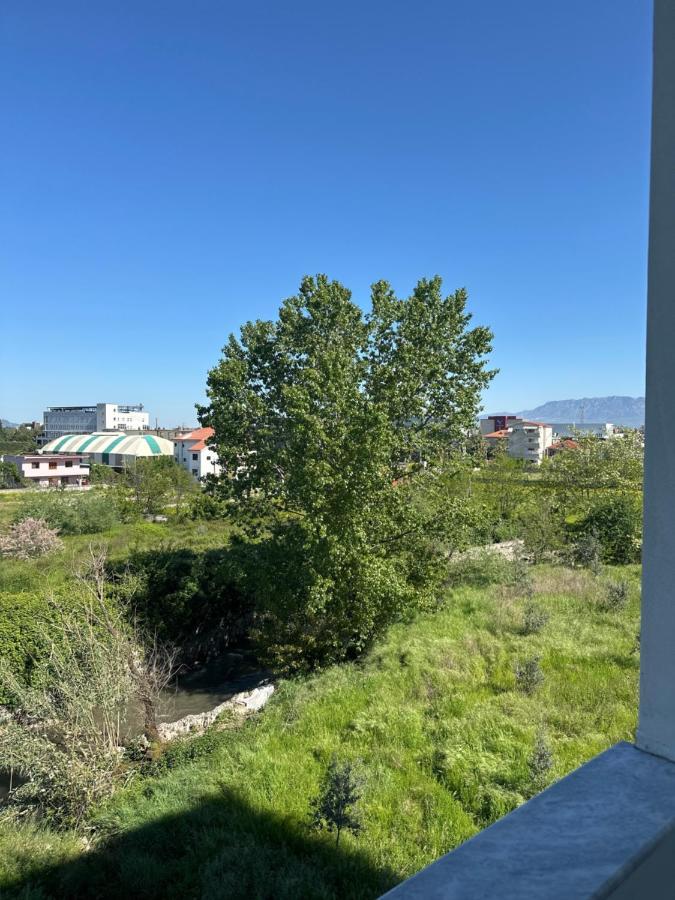 Sunny Riverside Tirana'S Oasis - Breakfast & Dinner Екстер'єр фото